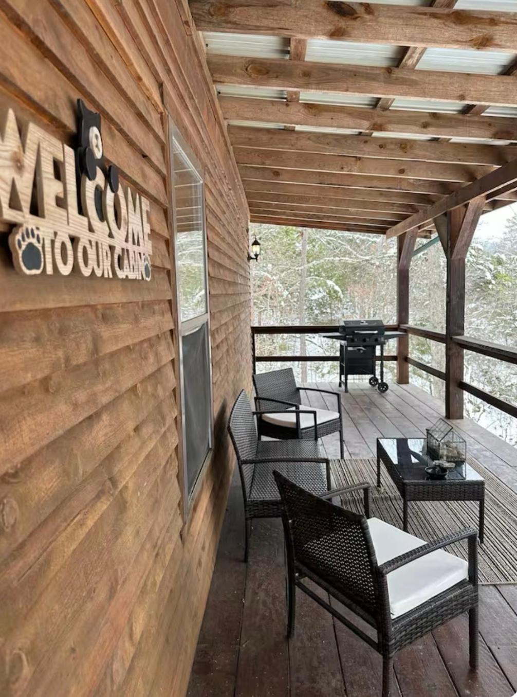 Cedar Creek Cabins #1 - Giant Spa Tub, Large Wooded Porch, Full Kitchen, 1 Bedroom Eureka Springs Exteriér fotografie